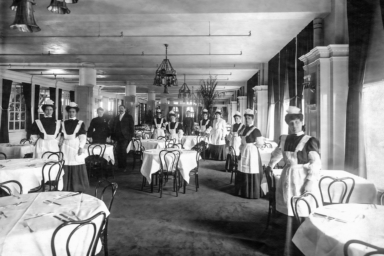 Old Tea Room Photo