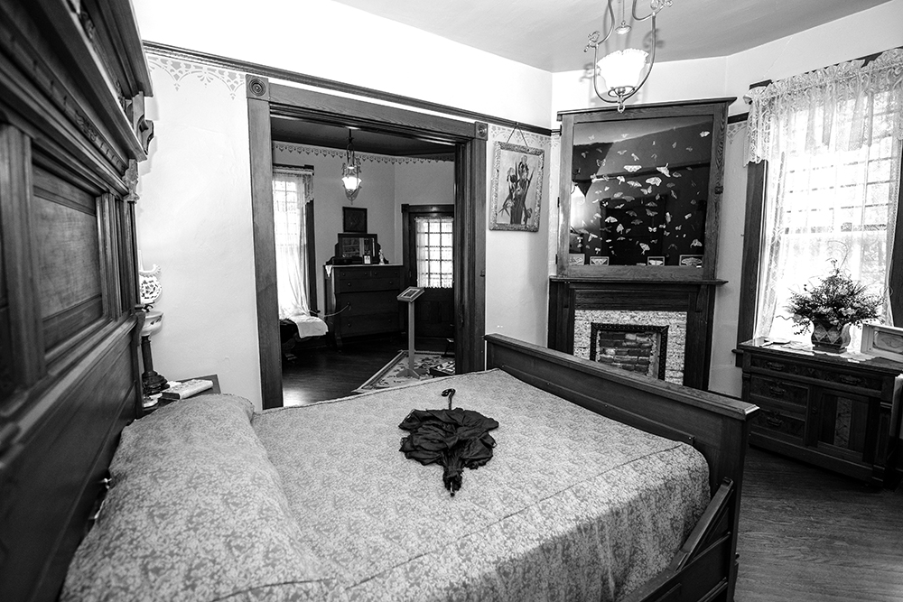 black and white image of Gene Stratton-Porter's home at Limberlost State Historic Site