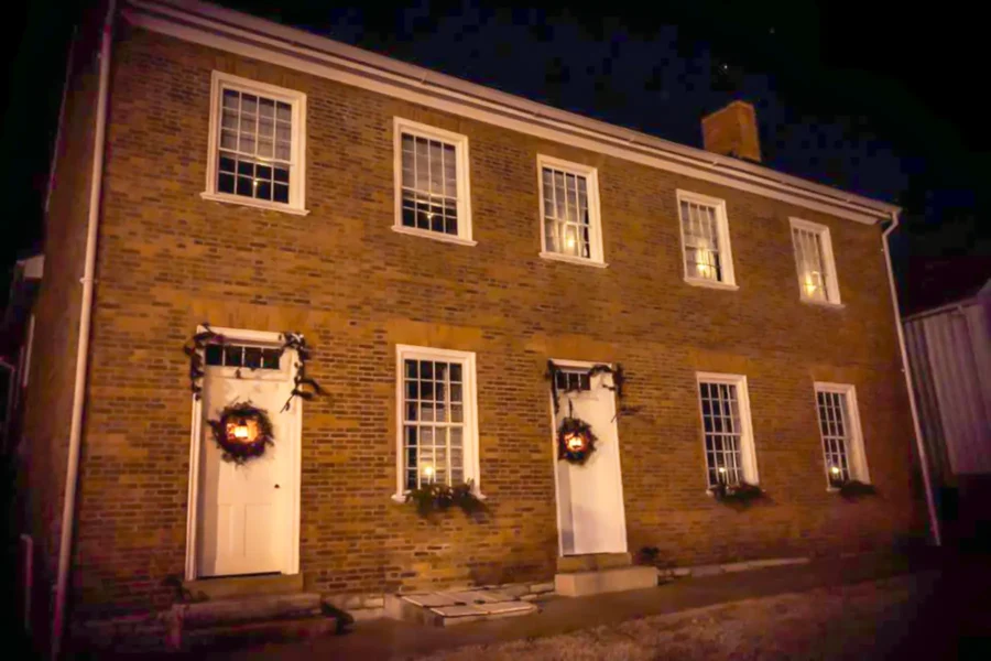 Spectres Across Indiana: Holiday Hauntings