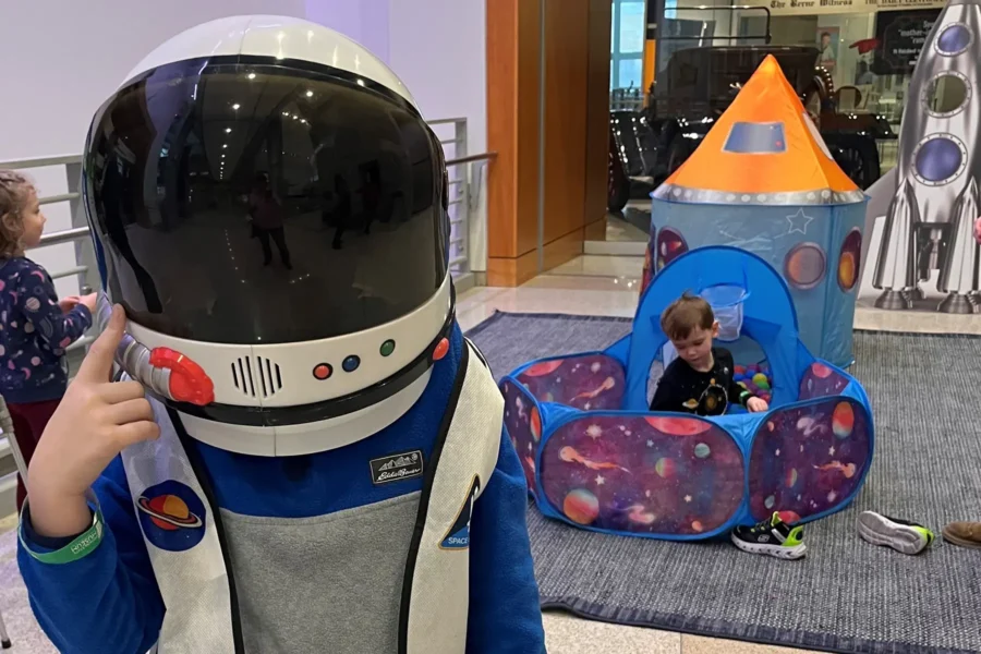 Family Discovery Day: Space