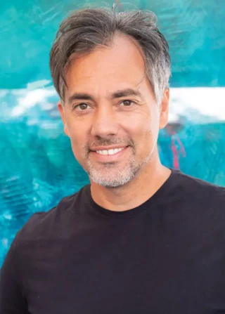 Hoosier art salon judge Gaston Carrio